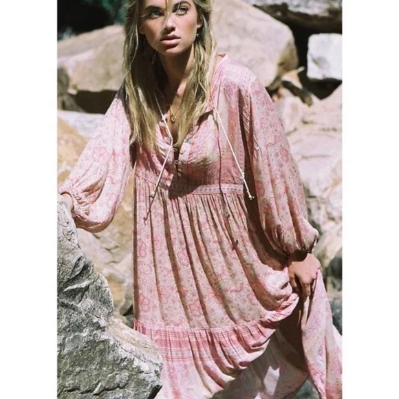 Spell & The Gypsy Collective Poinciana Midi dress in Pink - Picture 7 of 15